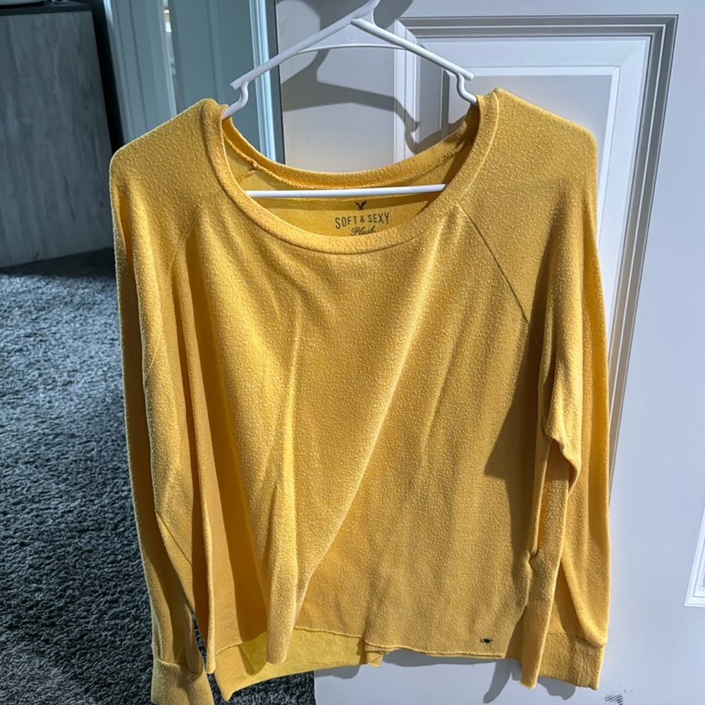 American Eagle long sleeve thin sweater, size M